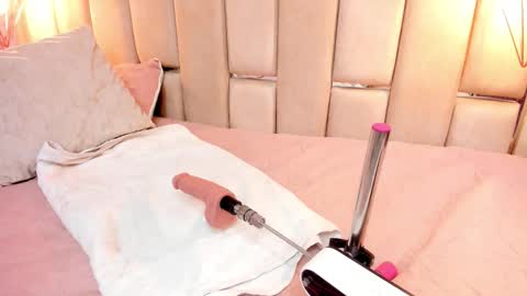 Melody  online show from October 9, 3:49 pm