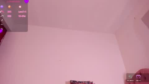    online show from November 14, 12:27 pm