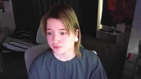 meowme online show from March 9, 5:32 am