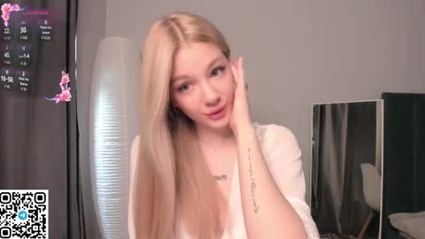 Monica online show from October 2, 8:19 am