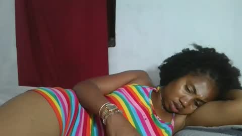 meraldaaaa online show from November 13, 10:47 am