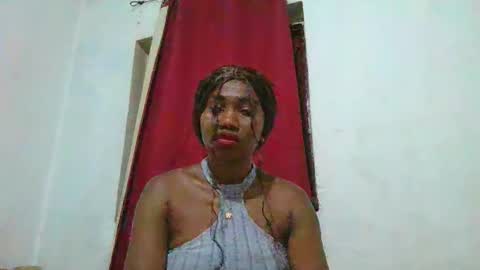 meraldaaaa online show from November 1, 2:10 pm