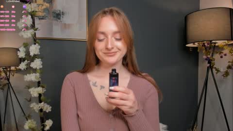 Mia online show from January 7, 3:35 am