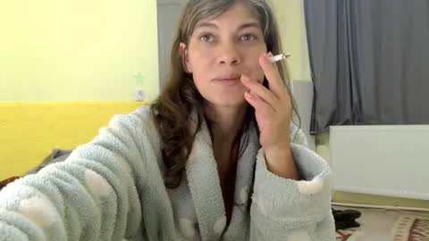 Snapshot of merciylove chatting on October 8, 4:22 pm Miss Helena online show from October 8, 4:22 pm