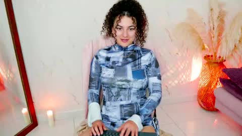 Merida Bell online show from May 15, 10:45 pm