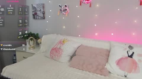 Mery online show from June 13, 1:08 pm