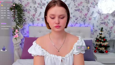 Snapshot of merylew chatting on January 4, 6:09 am Anna online show from January 4, 6:09 am