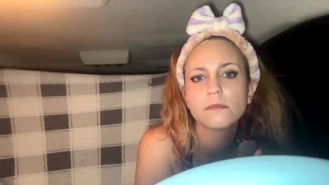 mezzy69 online show from December 22, 9:44 am