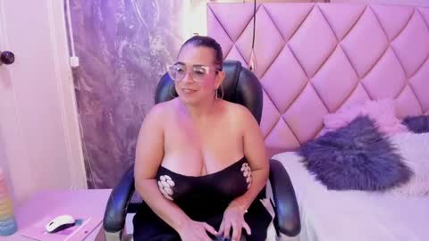 MHONIK BELUCI online show from March 23, 10:16 pm