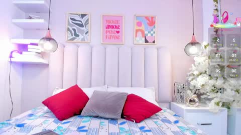 mia__bailey_ online show from May 3, 12:08 pm