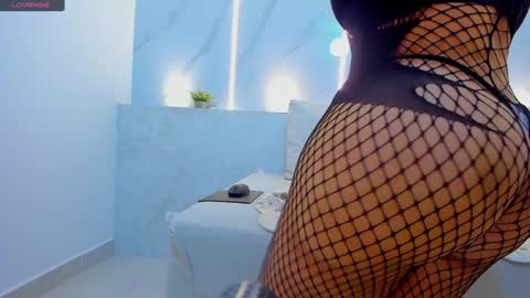 Mia  online show from January 13, 12:24 pm