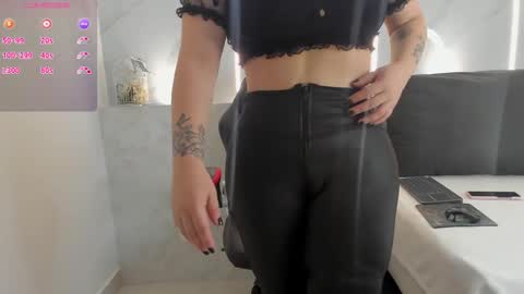 Mia  online show from February 27, 11:41 am
