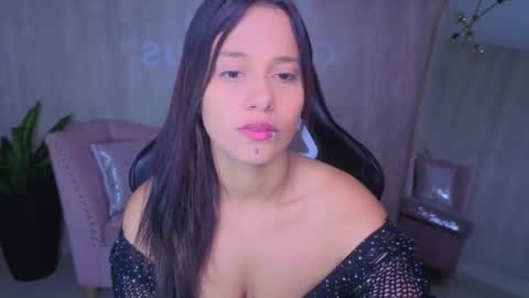 Mia  online show from May 19, 12:45 pm