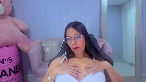 Mia  online show from February 23, 12:37 pm