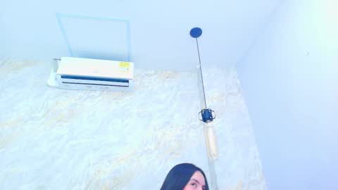 Mia  online show from October 15, 12:19 pm