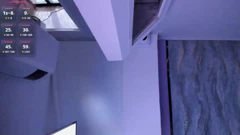 mia online show from November 13, 11:31 am