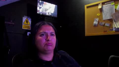 Mia daniela  online show from October 3, 6:07 am