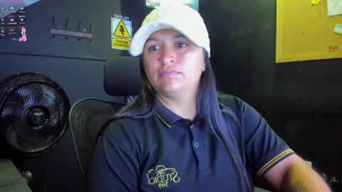 Mia daniela  online show from September 28, 7:41 pm
