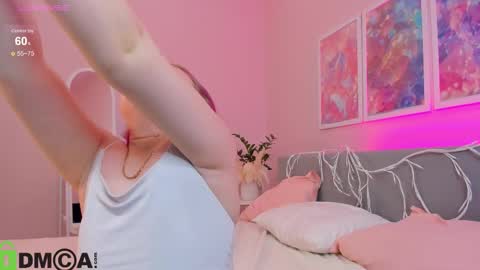 Mia online show from September 17, 3:26 am