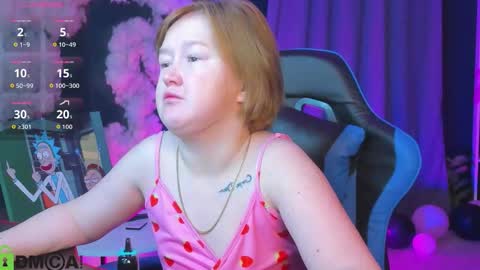 Mia online show from November 17, 3:07 am