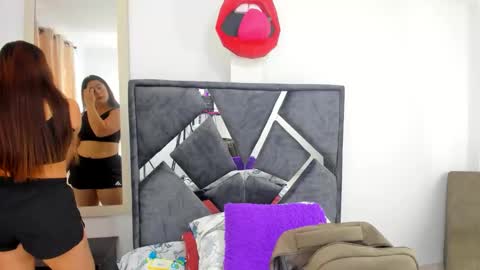 mia fox online show from November 24, 12:07 pm