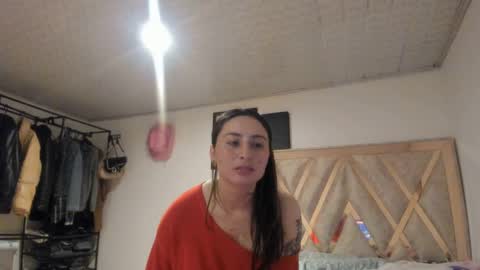mia kaneee online show from October 4, 4:29 am