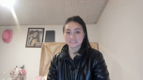 mia kaneee online show from September 19, 1:48 am