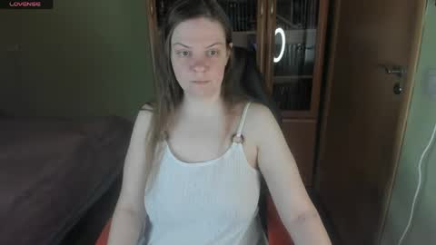 mia_lores online show from May 12, 9:28 am