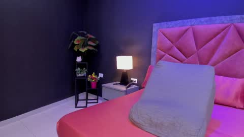 MIA  online show from May 27, 1:57 am