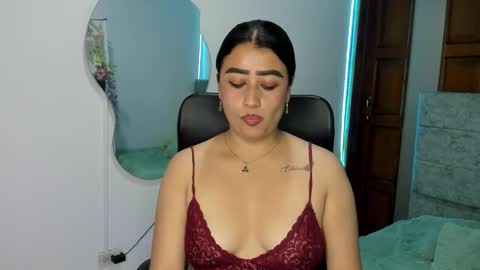 mia_mills777 online show from September 24, 4:11 am