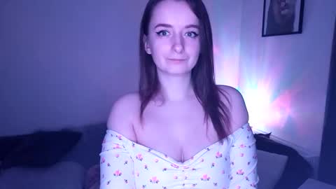 Mia online show from March 7, 12:17 am