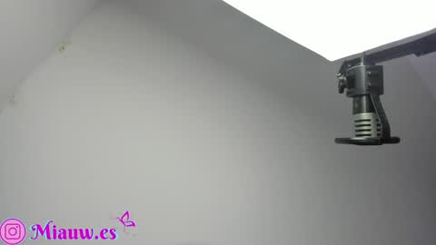 Mia Nevaeh - follow me online show from December 9, 9:27 pm