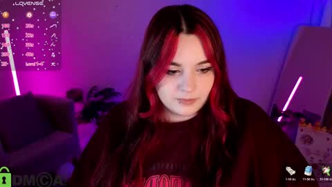 Mia online show from May 17, 1:05 am