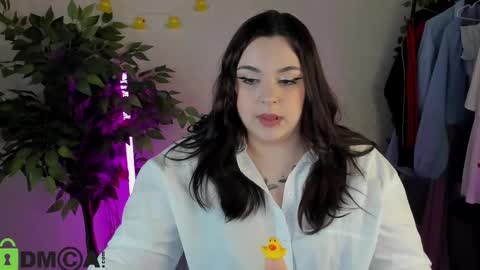 Mia online show from February 5, 1:08 am