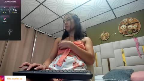 MIA HOT online show from May 11, 12:07 pm