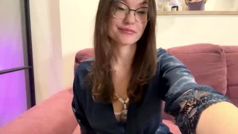 Snapshot of mia_shine_bright chatting on September 30, 4:51 am Mia online show from September 30, 4:51 am