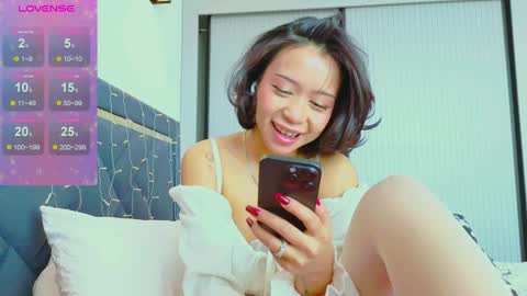 Mia online show from December 16, 7:15 am