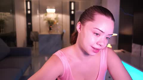 VixenMia online show from October 21, 3:21 am