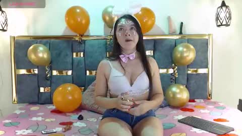 mia_wetts online show from October 29, 8:44 pm