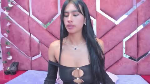 miaa_davis_ online show from May 24, 3:38 am
