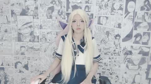 Mia online show from September 22, 1:37 am