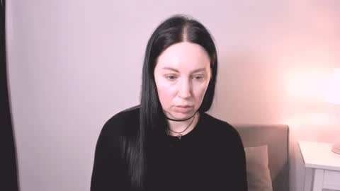 Mia online show from February 23, 4:28 pm