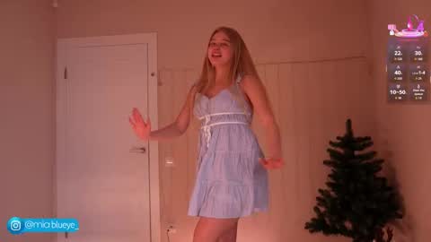 miablueye online show from February 15, 3:22 pm