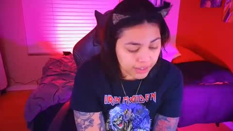 Mia online show from December 31, 1:26 am