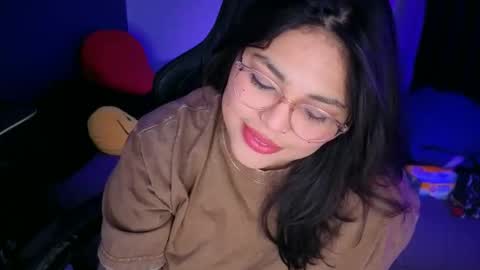 Mia online show from March 31, 2:44 am