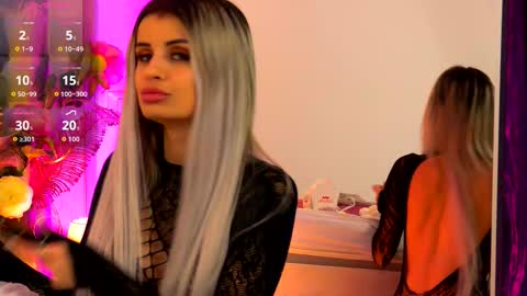 Mia online show from October 10, 11:09 pm