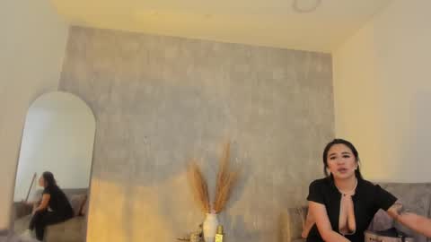 miacooper online show from December 28, 12:24 pm