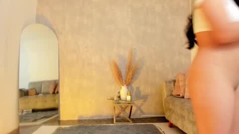 miacooper online show from December 29, 12:23 pm