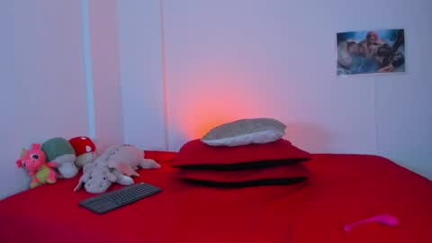 Mia Engels  online show from May 17, 12:21 am
