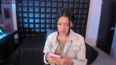 miafox_03 online show from February 12, 3:25 pm